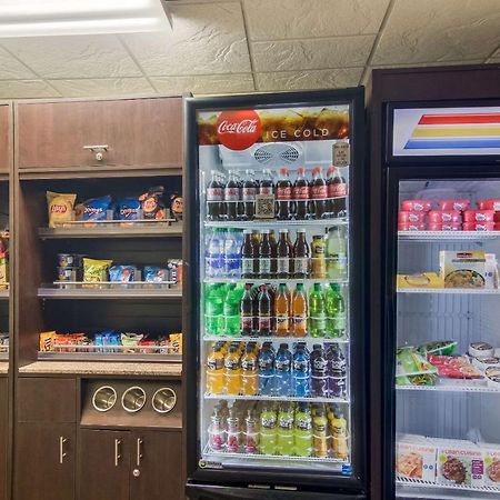 マイクロテル イン&スイーツ バイ ウィンダム スチューベンビル スチューベンビル  エクステリア 写真